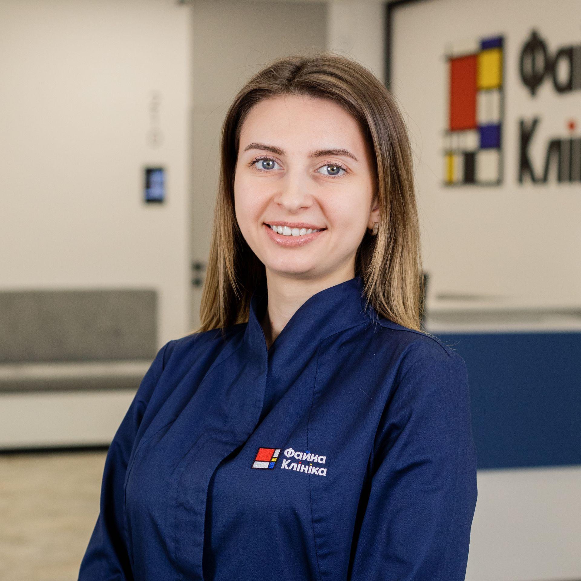 Офтальмолог Борисюк Юлія Сергіївна у холі Файної Клініки