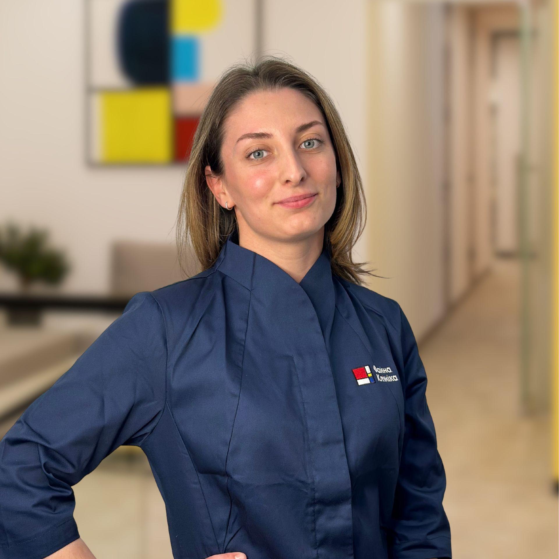 Ендокринолог Руднєва Ілона Володимирівна у холі Файної Клініки