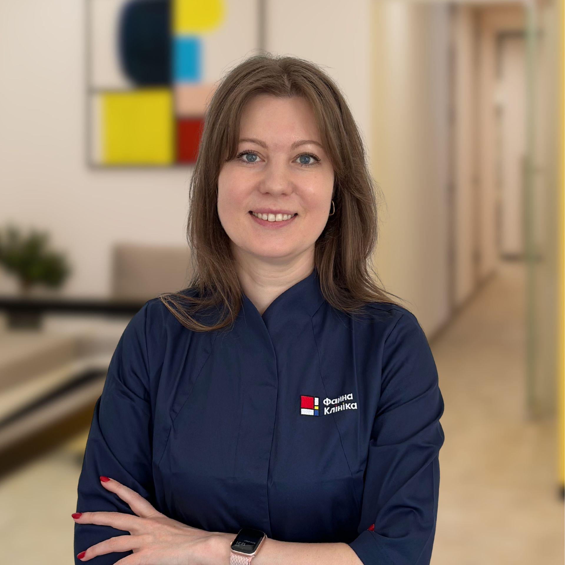 Дерматовенеролог, дитячий дерматолог, трихолог Купцова Катерина Юріївна у холі Файної Клініки