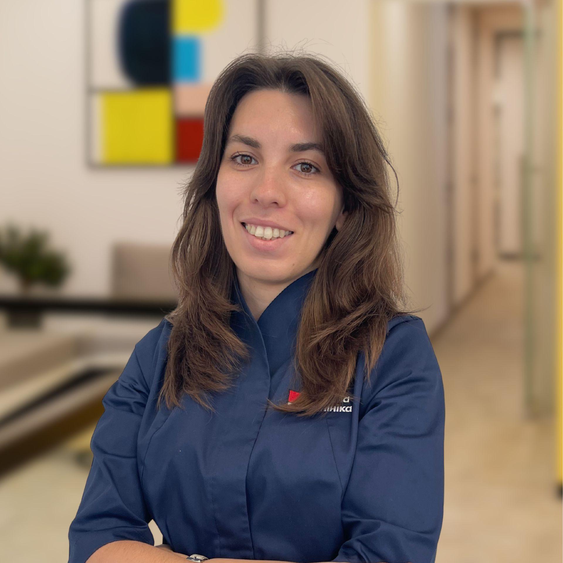 Педіатр Наливайко Раїса Геннадіївна у холі Файної Клініки